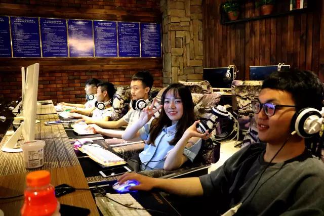 英雄聯盟王者杯--遠行地產 英雄聯盟王者杯--遠行地產