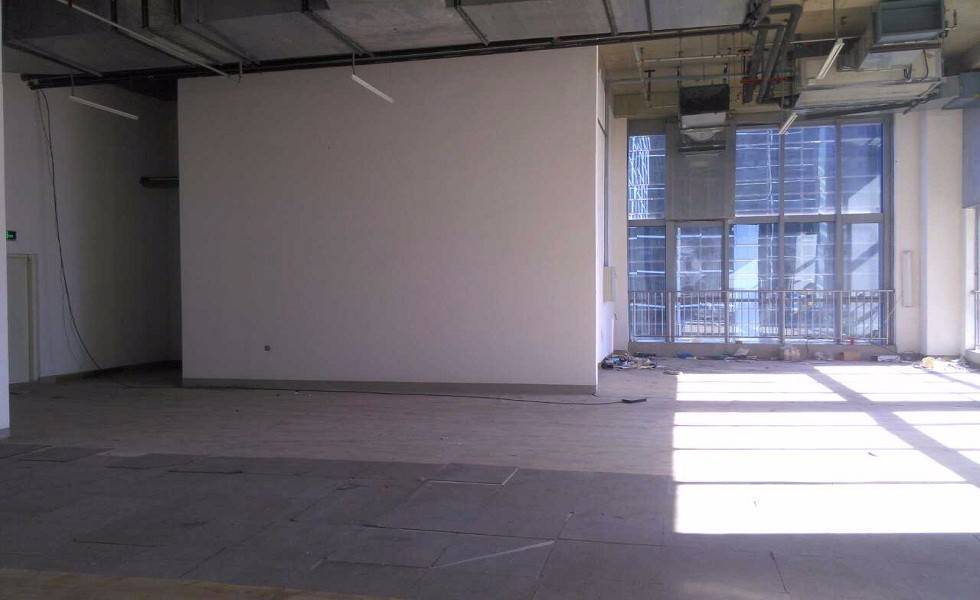 網信大廈金融類入駐企業多嗎？